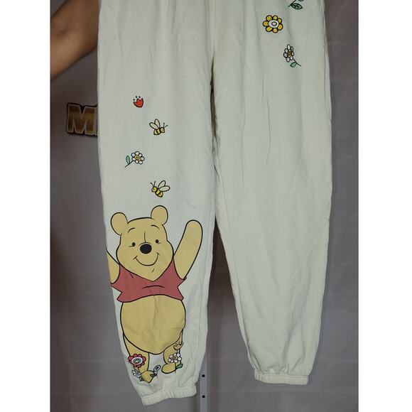 Disney Winnie the Pooh Women’s Yellow Sweatpants Size Large Jogger Style - Picture 3 of 5